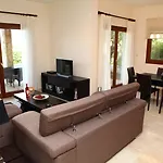 Resort Aphrodite Hills 4*