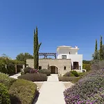 Aphrodite Hills 4*