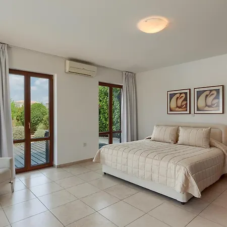 Aphrodite Hills Resort