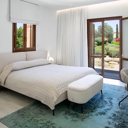 Aphrodite Hills 4* Κούκλια