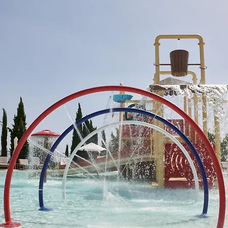 Aphrodite Hills Θέρετρο 4*