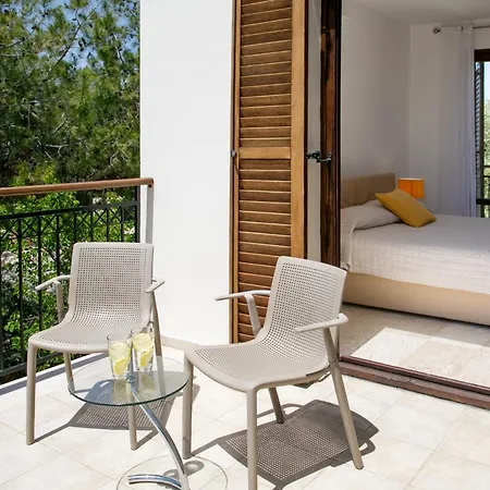 Resort Aphrodite Hills 4*