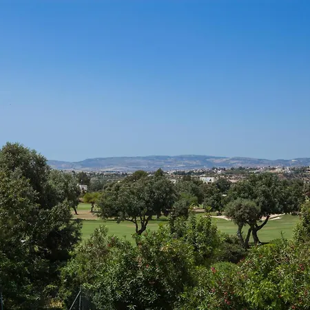 Aphrodite Hills منتجع كوكليا