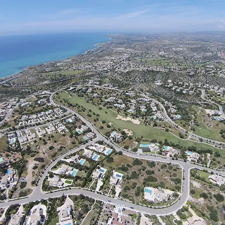 Resort Aphrodite Hills 4*