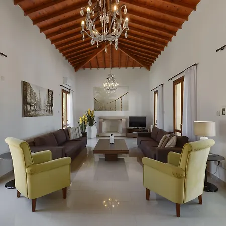 Resort Aphrodite Hills 4*