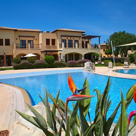 Resort Aphrodite Hills 4*