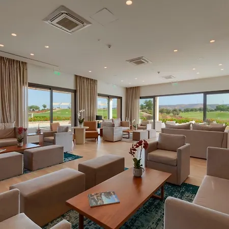 Aphrodite Hills Resort 4*