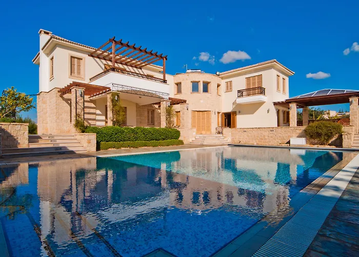 אתר נופש Aphrodite Hills קוקליה