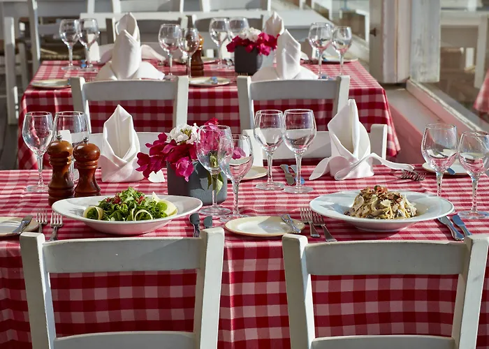 Aphrodite Hills Resort 4*