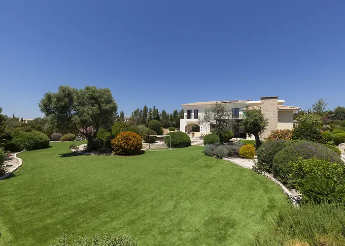 אתר נופש Aphrodite Hills